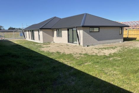 Photo of property in 15 Garden Road, Darfield, 7571