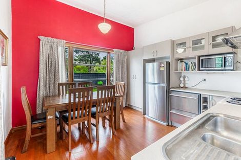 Photo of property in 27 Withers Road, Glen Eden, Auckland, 0602