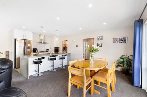 Photo of property in 5 Glenbarr Lane, Broomfield, Christchurch, 8042