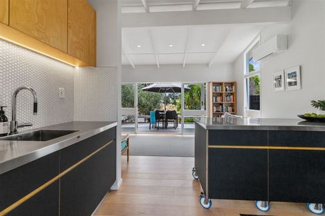 Photo of property in 35 Vista Paku, Pauanui, Hikuai, 3579