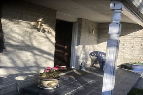 Photo of property in 37 Karnak Crescent, Russley, Christchurch, 8042