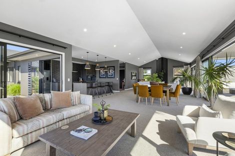 Photo of property in 106 Airport Drive, New Plymouth Airport, New Plymouth, 4373