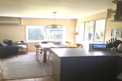 Photo of property in 2/6 Alana Place, Mount Wellington, Auckland, 1060