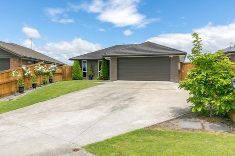Photo of property in 4 Beckham Close, Grandview Heights, Hamilton, 3200