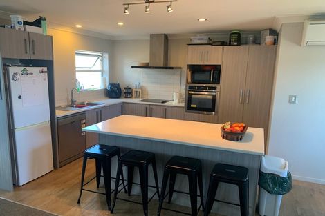 Photo of property in 2/69 Mcintyre Road, Mangere Bridge, Auckland, 2022