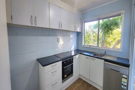 Photo of property in 4/174 Birkdale Road, Birkdale, Auckland, 0626