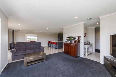 Photo of property in 268 Halcombe Road, Feilding, 4775