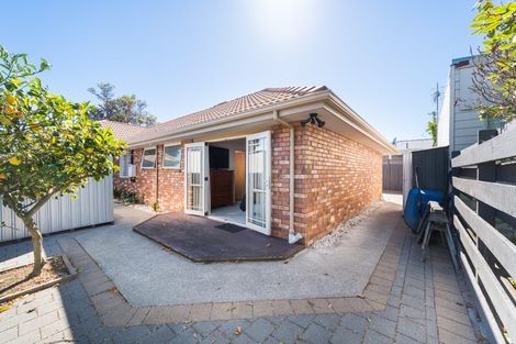 Photo of property in 358 College Street, West End, Palmerston North, 4410