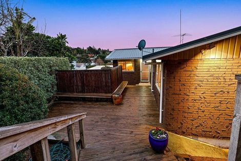Photo of property in 14 Bellringer Road, Massey, Auckland, 0614