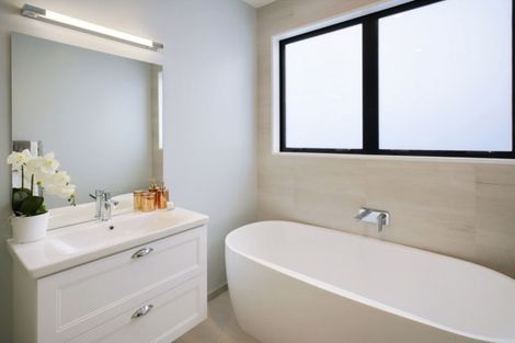 Photo of property in 2 Gerard Place, Rangiora, 7400