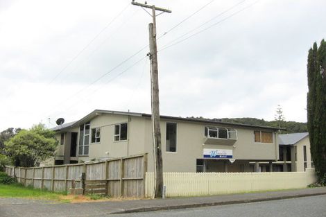 Photo of property in 2a/25 Weranui Road, Waiwera, Orewa, 0994