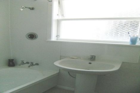 Photo of property in 9 Ely Place, Levin, 5510