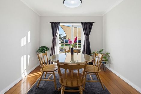 Photo of property in 32 Botanical Road, Takaro, Palmerston North, 4412