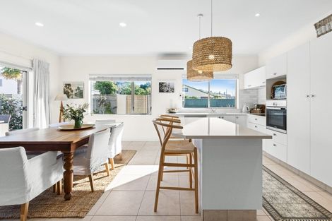 Photo of property in 17c Hetley Crescent, Taradale, Napier, 4112