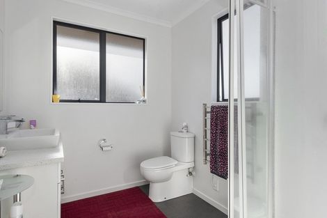 Photo of property in 9 Jersey Place, Grandview Heights, Hamilton, 3200