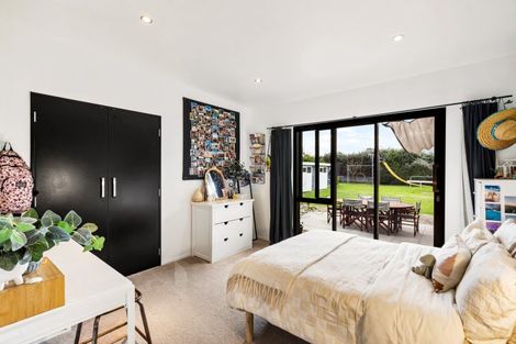 Photo of property in 1 Grey Street, Bay View, Napier, 4104