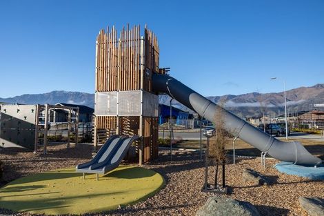 Photo of property in 13 Barton Street, Lake Hawea, 9382