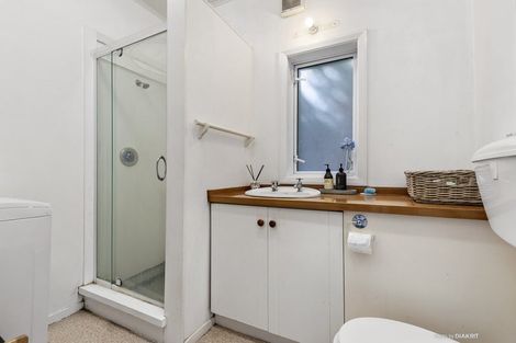 Photo of property in 3a Linwood Way, Island Bay, Wellington, 6023