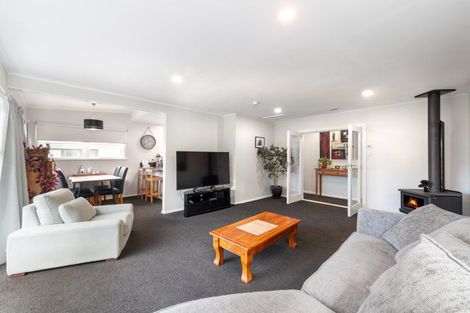 Photo of property in 5a Gloucester Street, Silverstream, Upper Hutt, 5019