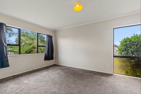 Photo of property in 3 Nikau Street, Levin, 5510
