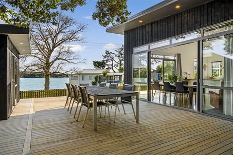 Photo of property in 12b Chapman Road, Te Atatu Peninsula, Auckland, 0610