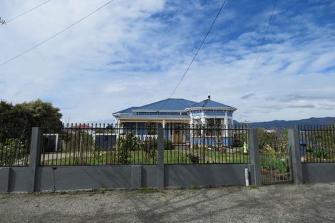 Photo of property in 123 Queen Street, Westport, 7825