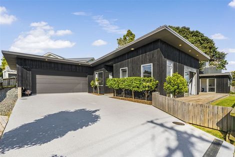 Photo of property in 12b Chapman Road, Te Atatu Peninsula, Auckland, 0610