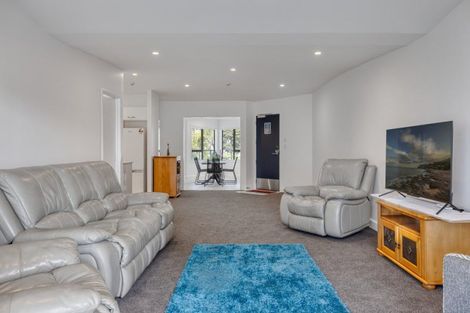 Photo of property in 6 Adams Avenue, Mount Maunganui, 3116