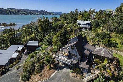 Photo of property in 66 Beach Road, Onerahi, Whangarei, 0110