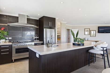 Photo of property in 64 Sereno Vista, Bellevue, Tauranga, 3110