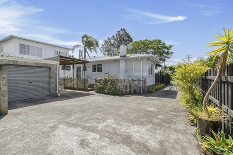 Photo of property in 23 Mcintyre Road, Mangere Bridge, Auckland, 2022