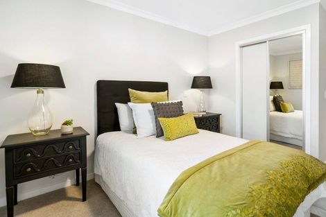 Photo of property in 14/30 Ambassador Glade, Orewa, 0931