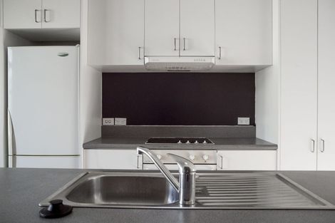 Photo of property in Pirie Street Townhouses, 18/35u Pirie Street, Mount Victoria, Wellington, 6011