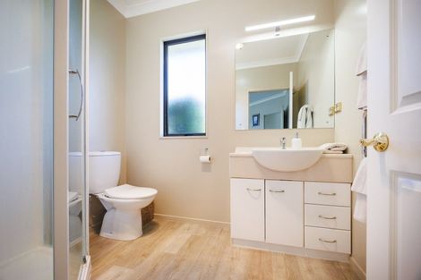 Photo of property in 4 Meridian Grove, Kelvin Grove, Palmerston North, 4414