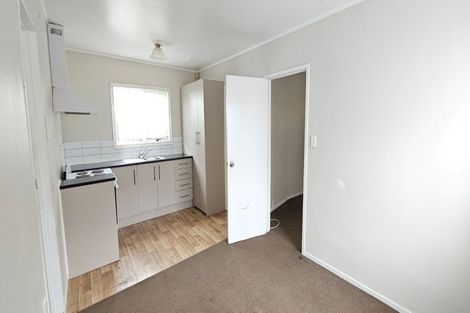 Photo of property in 326 Roscommon Road, Clendon Park, Auckland, 2103