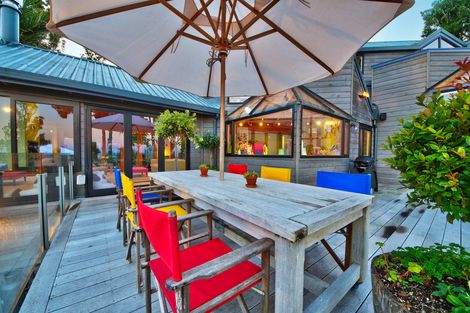 Photo of property in 234 Scenic Drive, Titirangi, Auckland, 0604