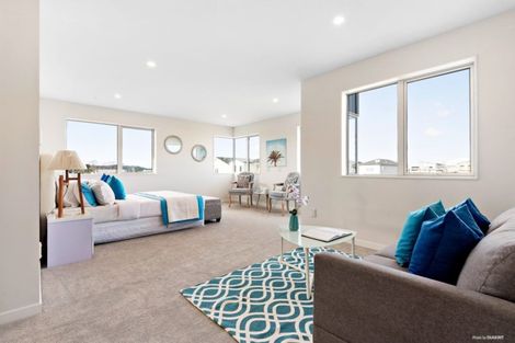 Photo of property in 16 Toanui Road, Hobsonville, Auckland, 0616