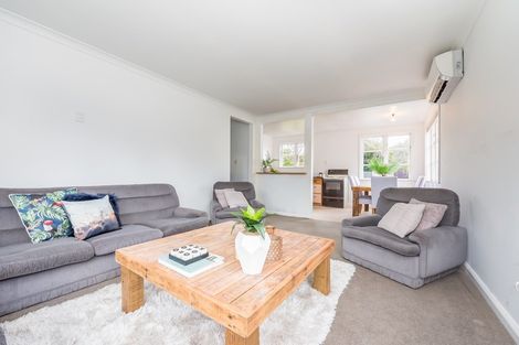 Photo of property in 3 Sellers Grove, Taita, Lower Hutt, 5011