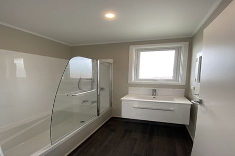 Photo of property in 55u3 Apu Crescent, Lyall Bay, Wellington, 6022