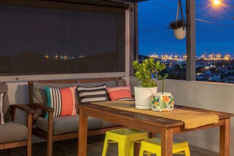 Photo of property in 61 Hinewa Road, Otumoetai, Tauranga, 3110