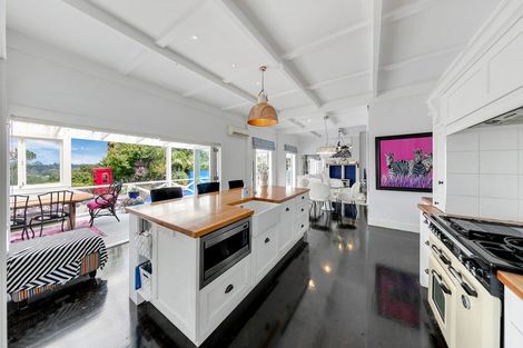 Photo of property in 355 Ridge Road, Paremoremo, Albany, 0793