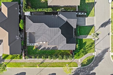 Photo of property in 10 Emma Street, Marshland, Christchurch, 8083