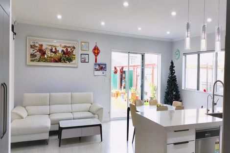 Photo of property in 55 Donegal Park Drive, Flat Bush, Auckland, 2019