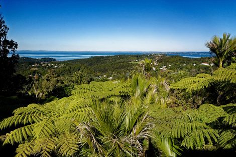 Photo of property in 234 Scenic Drive, Titirangi, Auckland, 0604