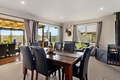 Photo of property in 75 Carroll Place, Owhata, Rotorua, 3010