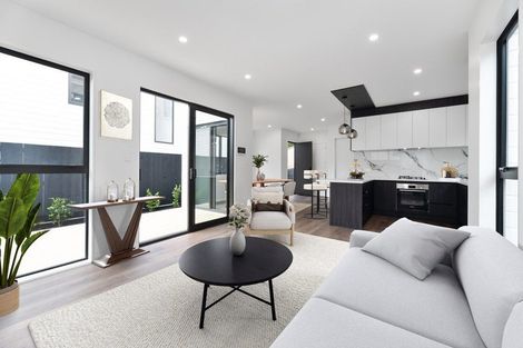Photo of property in 1b Adelie Place, Murrays Bay, Auckland, 0630