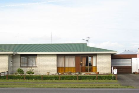 Photo of property in 78 Broadway, Stratford, 4332