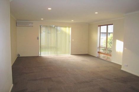 Photo of property in 122 Rolleston Drive, Rolleston, 7614