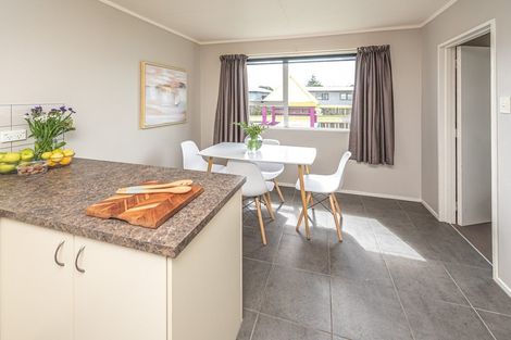 Photo of property in 4a Tainui Street, Castlecliff, Whanganui, 4501