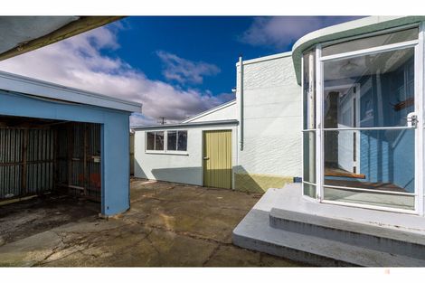 Photo of property in 53 Rhodes Street, Waimate, 7924